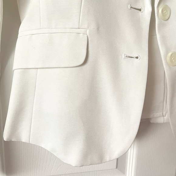 NWT Women Forever 21 Blazer Jacket in White. Size Small - Picture 4 of 7